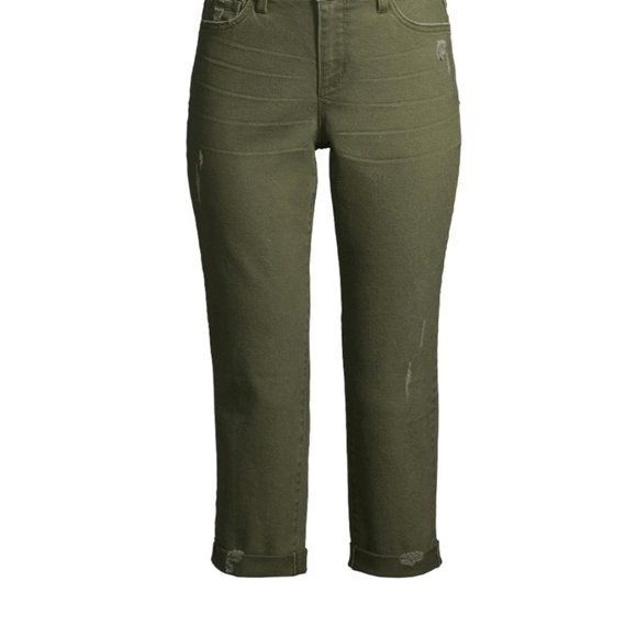 TIME and TRU Women's Mid Rise Capri Pants - green - Picture 2 of 8